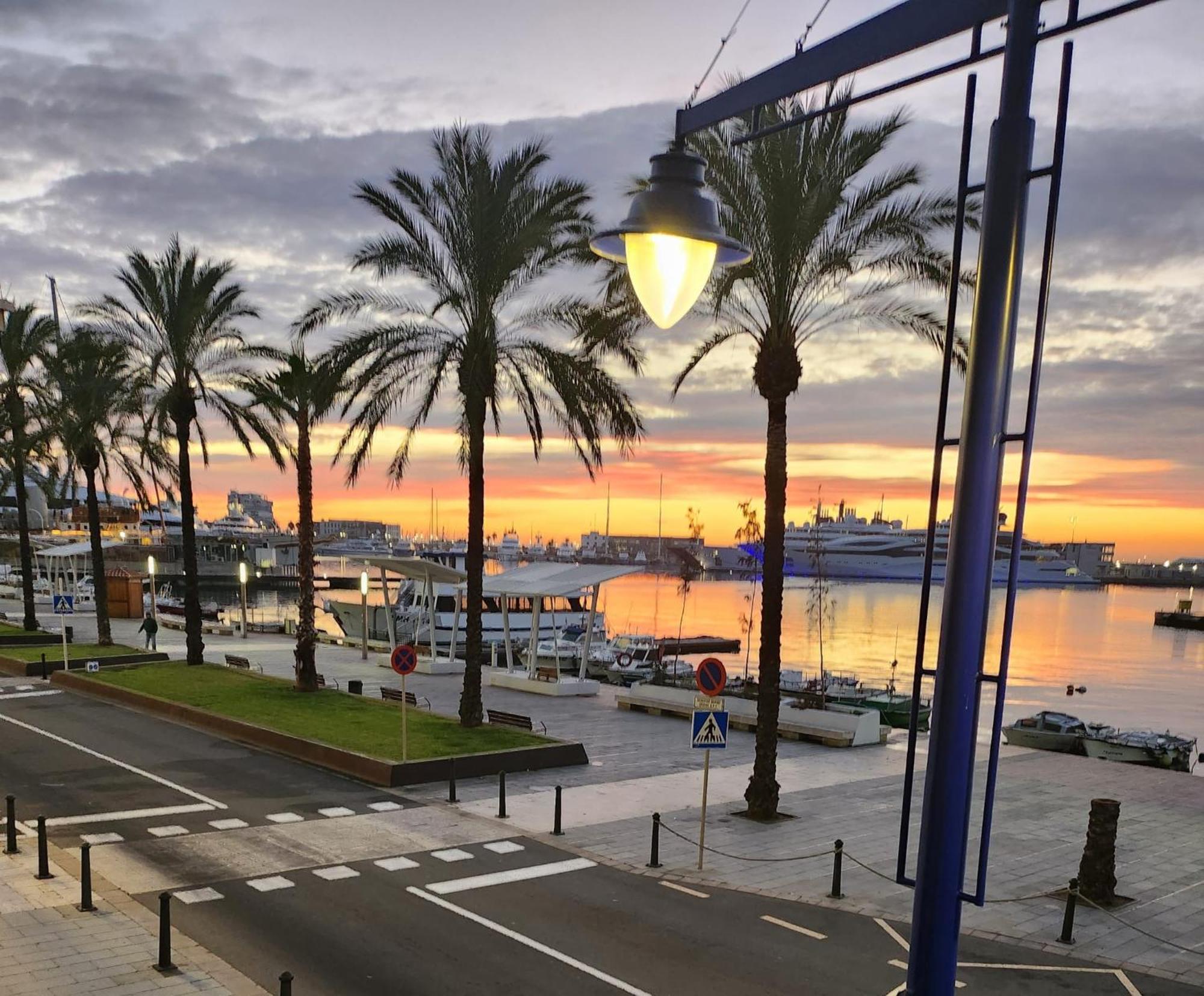 Port 1 Apartment Tarragona Ngoại thất bức ảnh